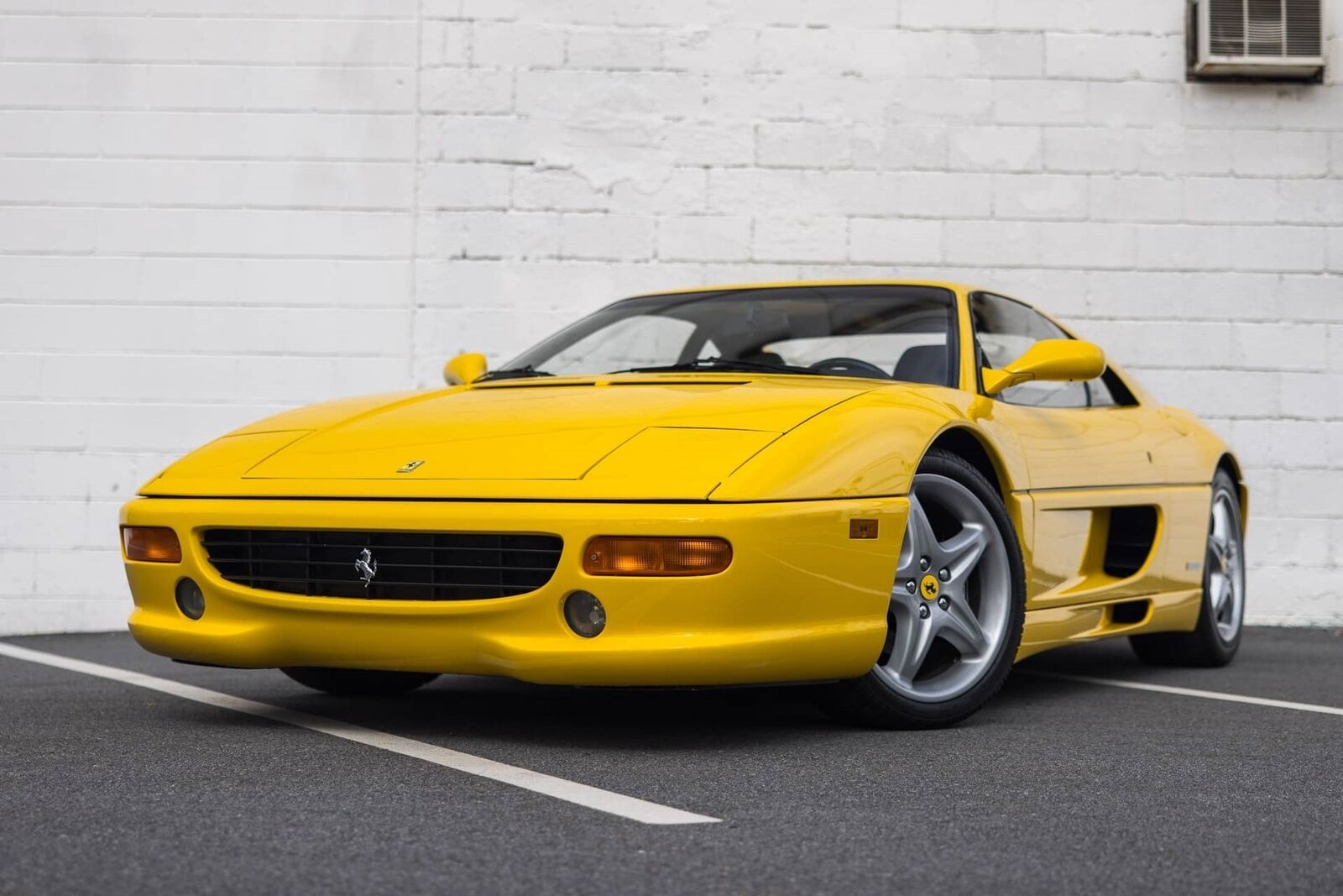 Ferrari-355-1995-6