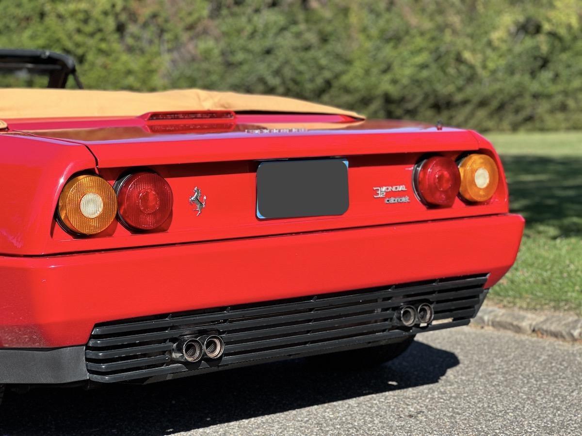 Ferrari-Mondial-Cabriolet-1986-38