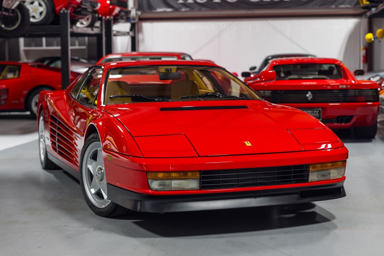 Ferrari-Testarossa-1985-5