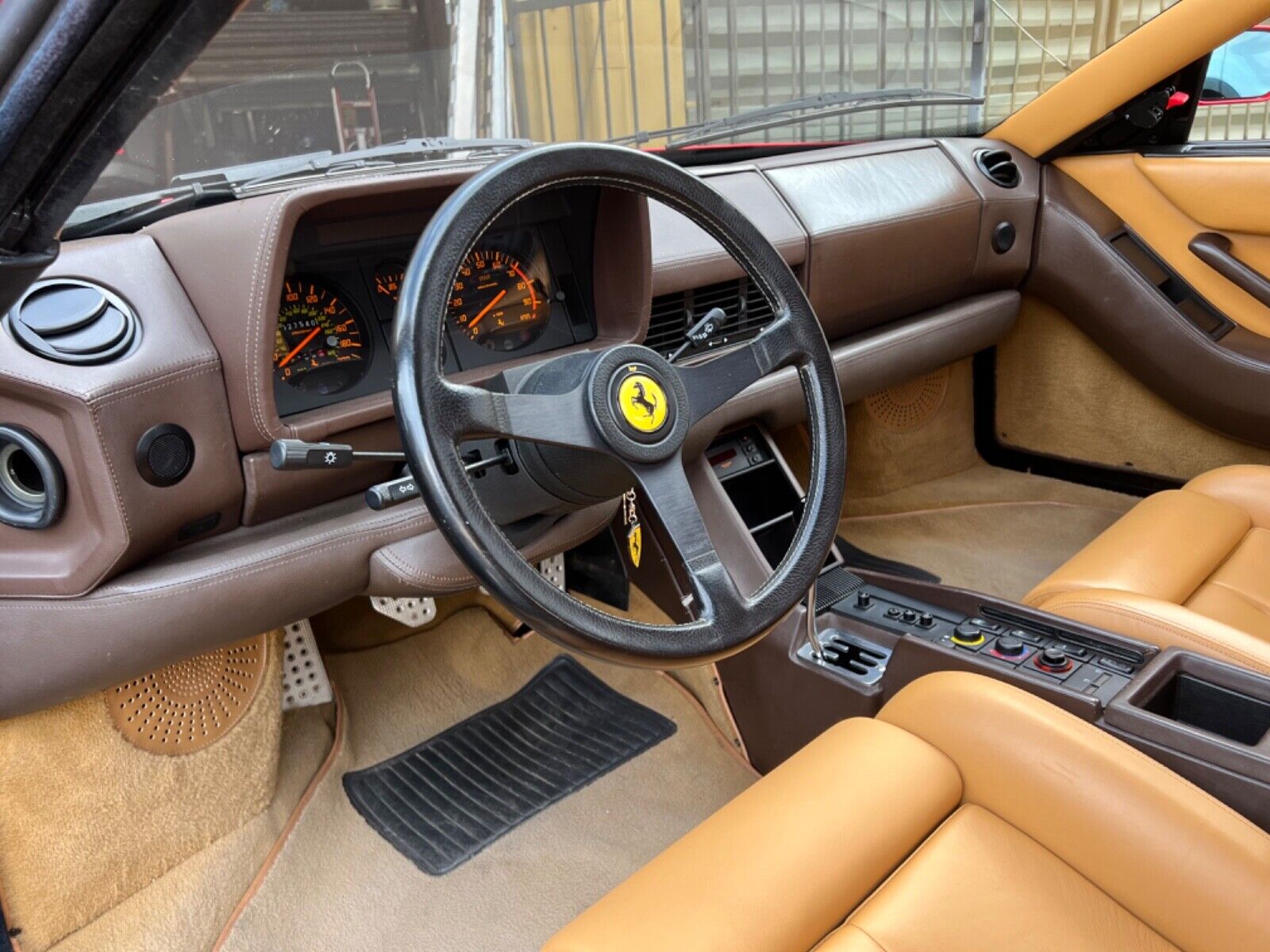 Ferrari-Testarossa-Coupe-1991-15