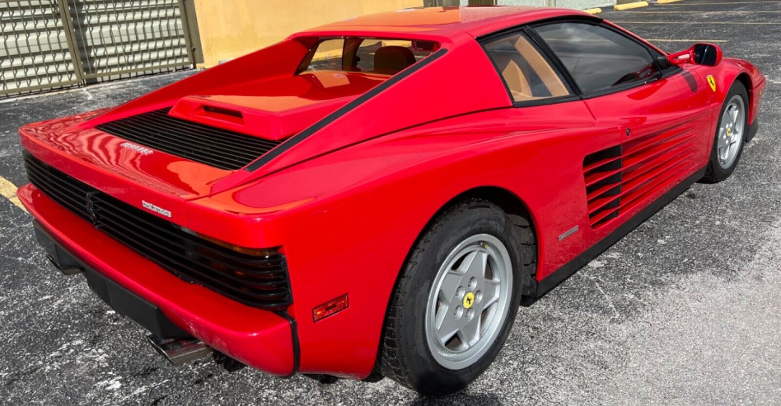 Ferrari-Testarossa-Coupe-1991-5