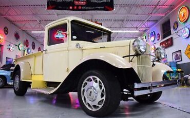 Ford-12-Ton-Pickup-1932-2