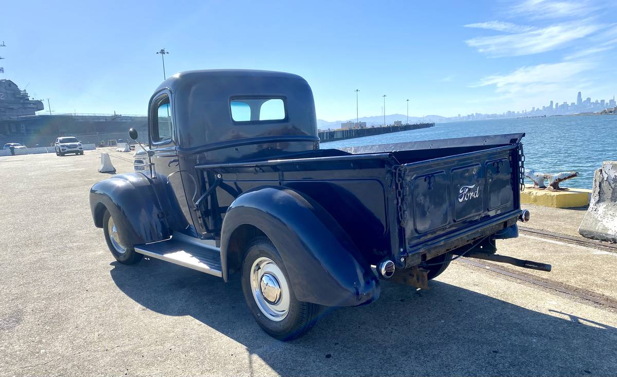 Ford-12-ton-1947-5