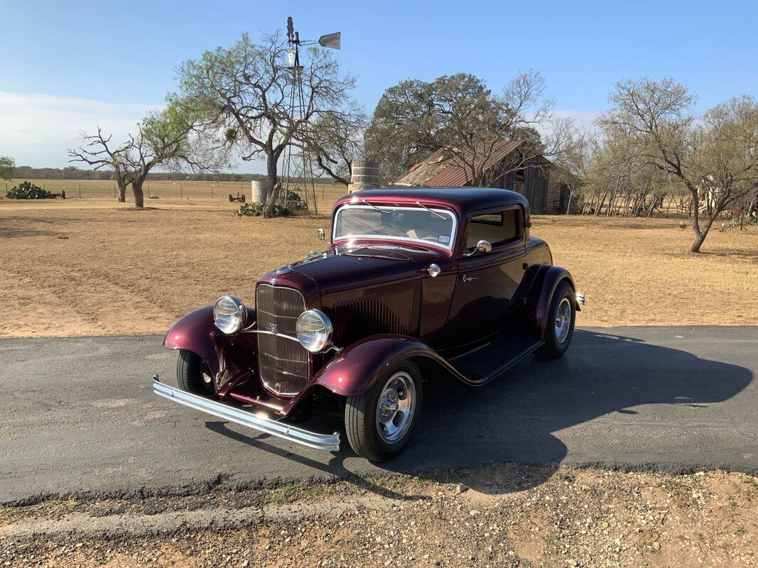 Ford-3-Window-Coupe-Coupe-1932-10