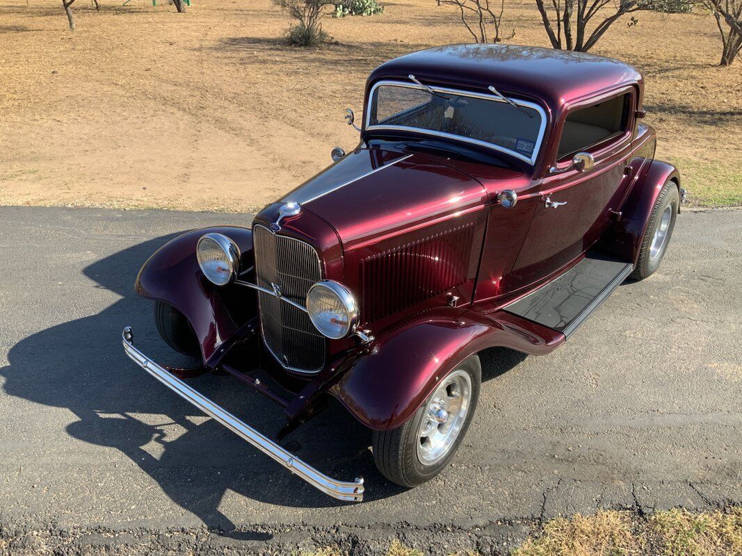 Ford-3-Window-Coupe-Coupe-1932-11