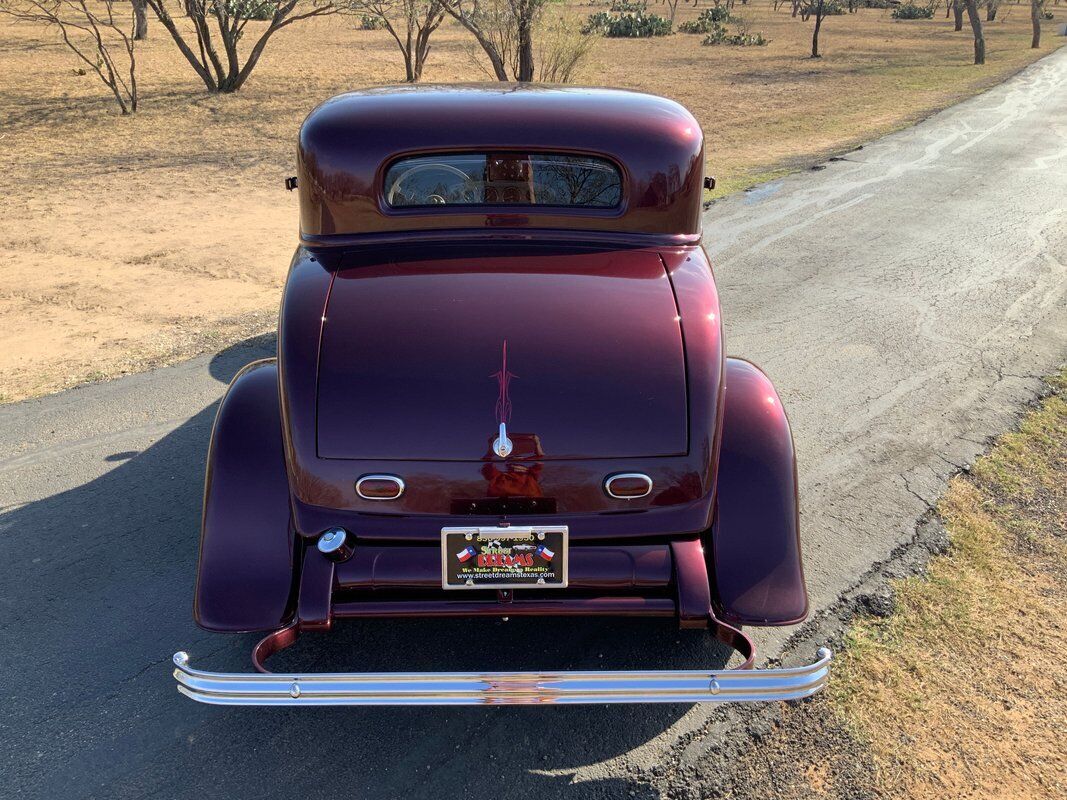 Ford-3-Window-Coupe-Coupe-1932-4