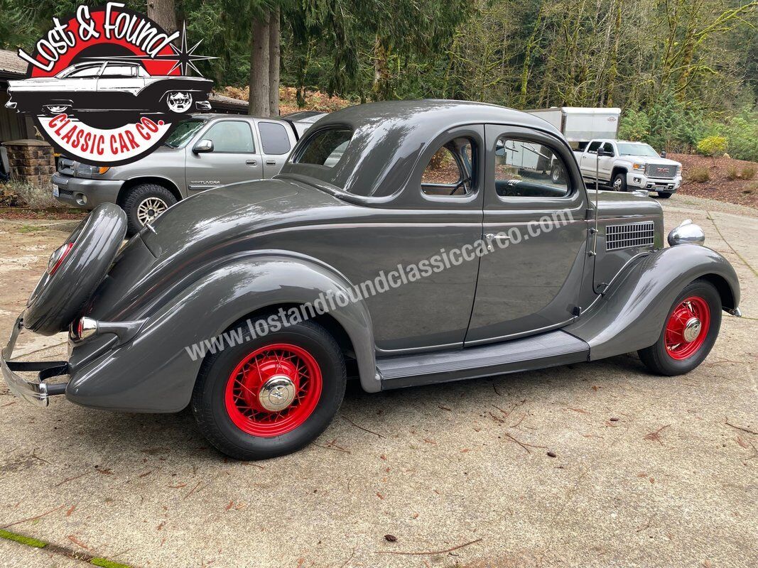 Ford-5-Window-Coupe-1935-13