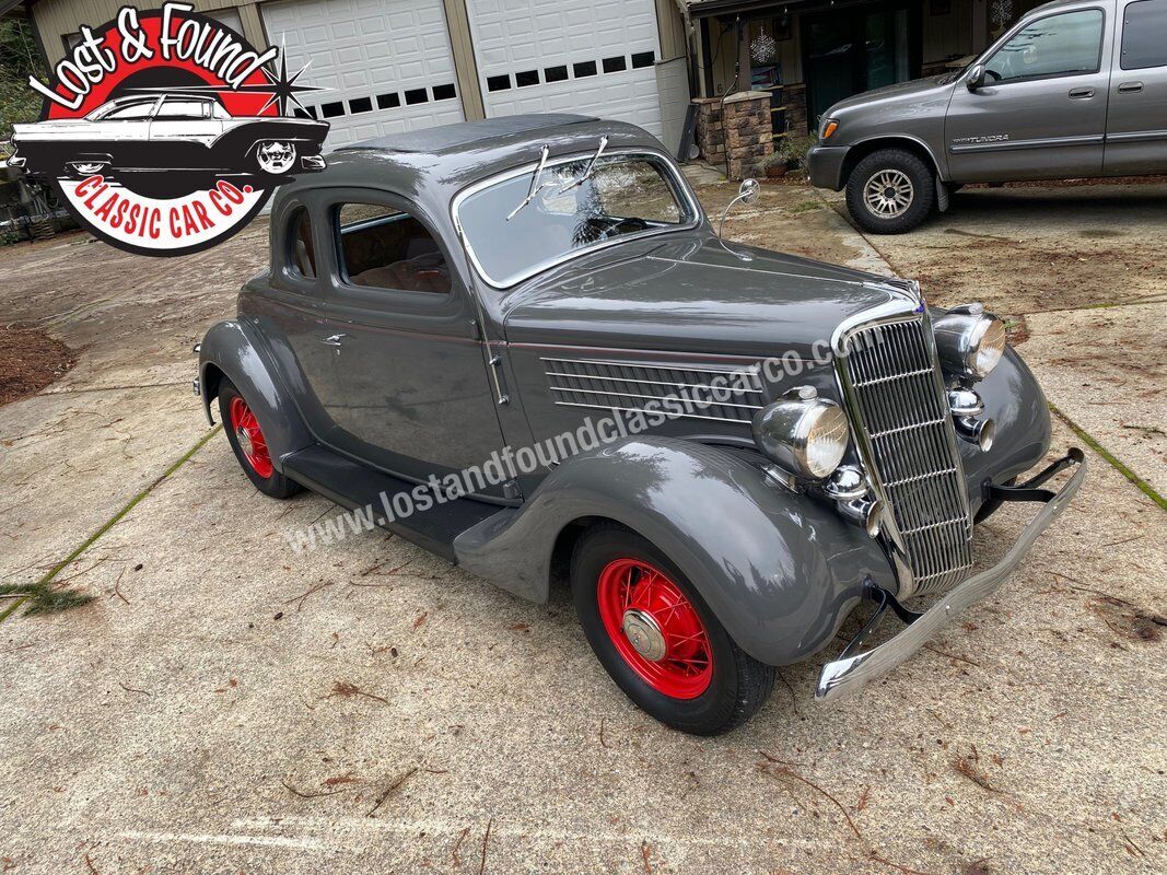 Ford-5-Window-Coupe-1935-8