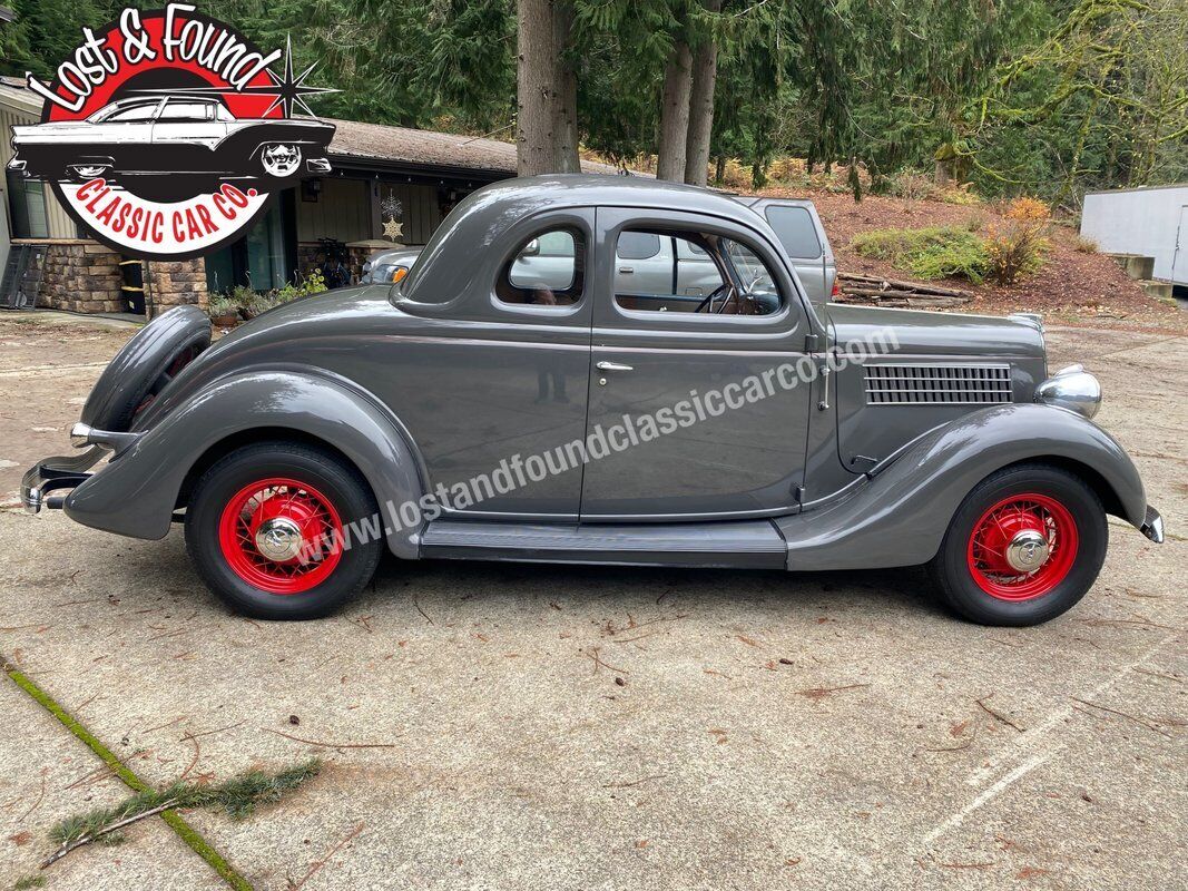 Ford-5-Window-Coupe-1935-9