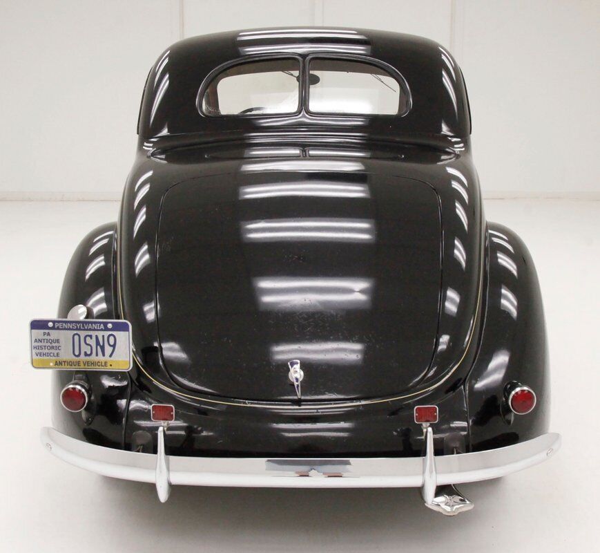 Ford-85-Deluxe-Coupe-1937-4