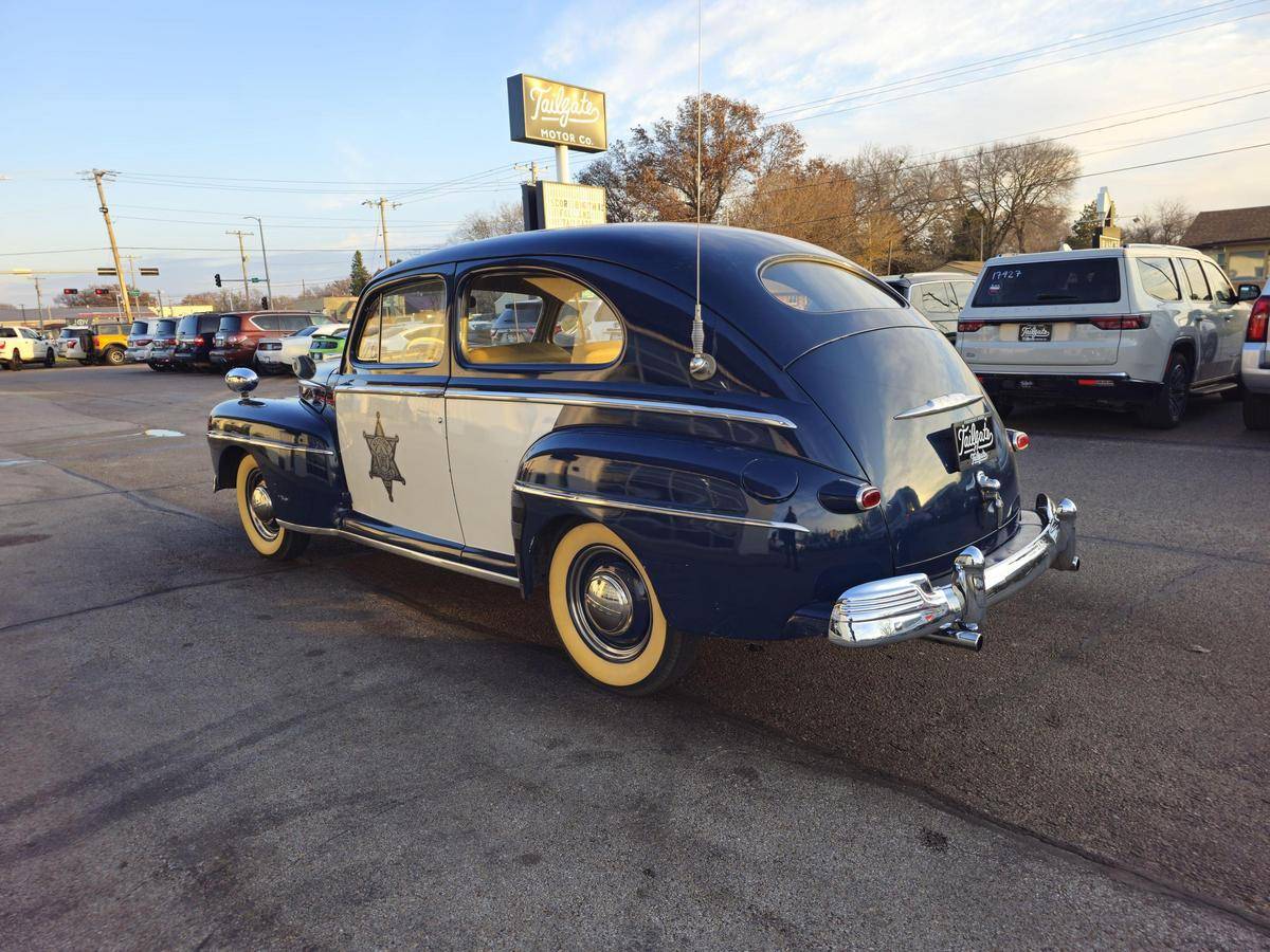 Ford-89a-super-deluxe-1948-1