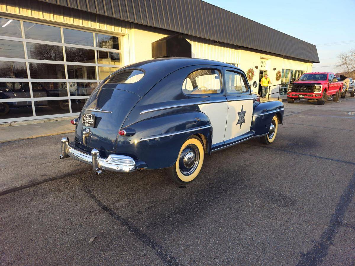 Ford-89a-super-deluxe-1948-3