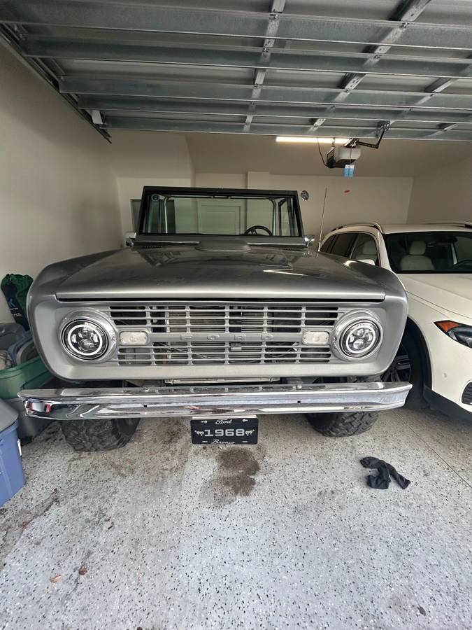 Ford-Bronco-1968-4