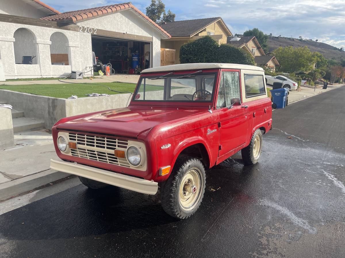 Ford-Bronco-1969-18