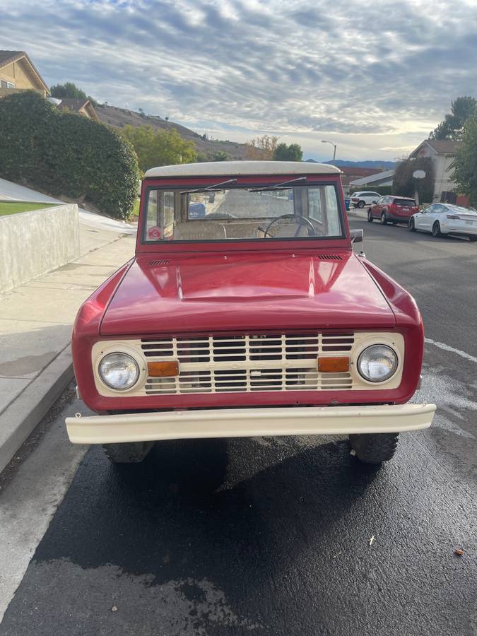 Ford-Bronco-1969-3