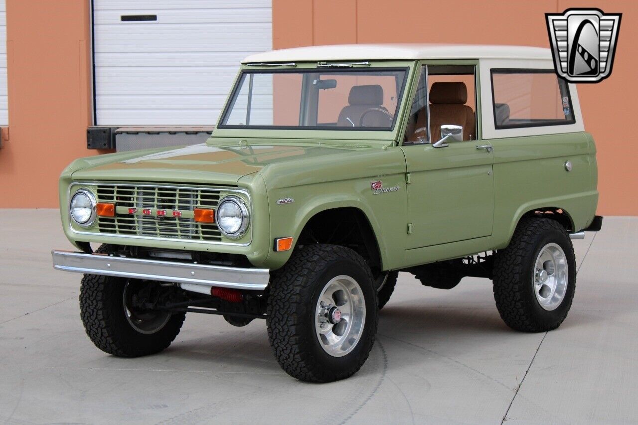 Ford-Bronco-1969-4