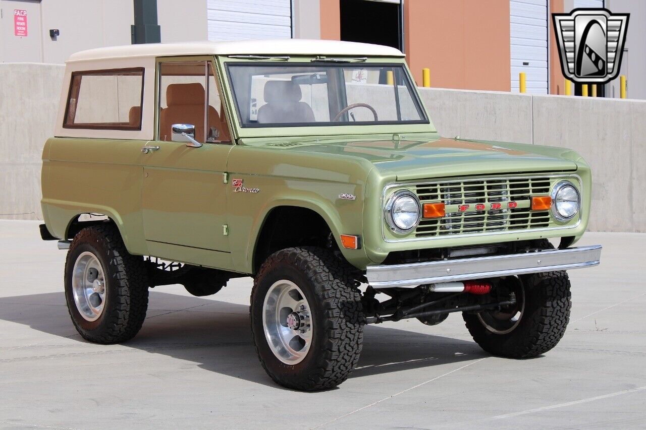 Ford-Bronco-1969-6