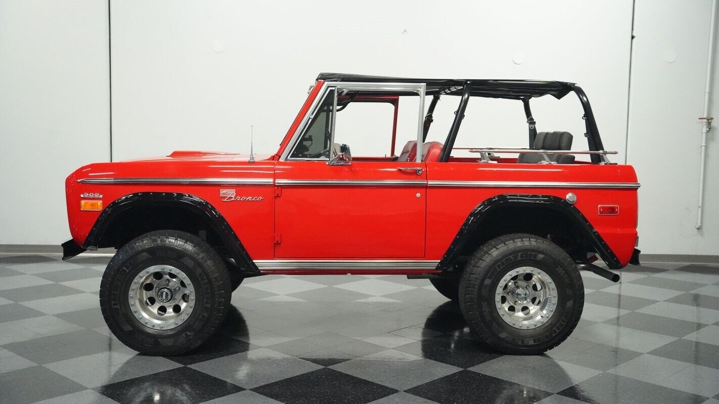 Ford-Bronco-1970-2