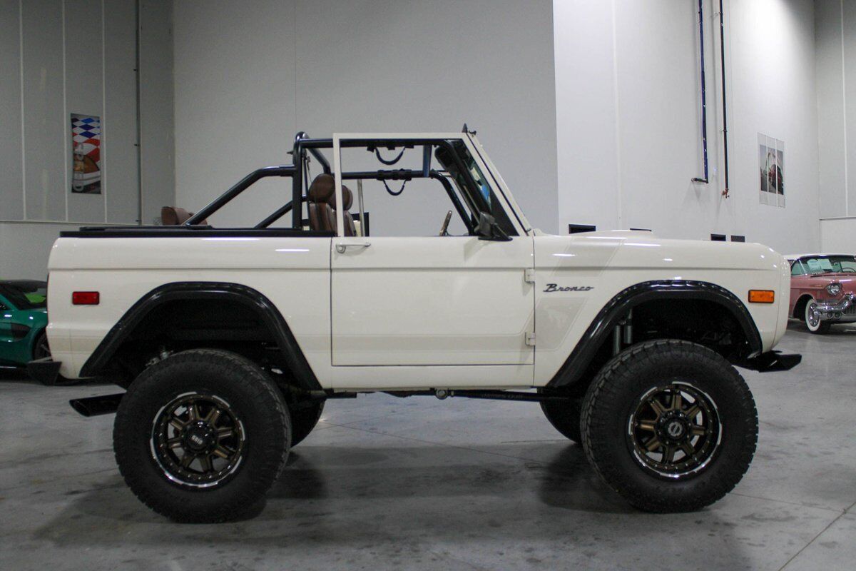 Ford-Bronco-1970-8