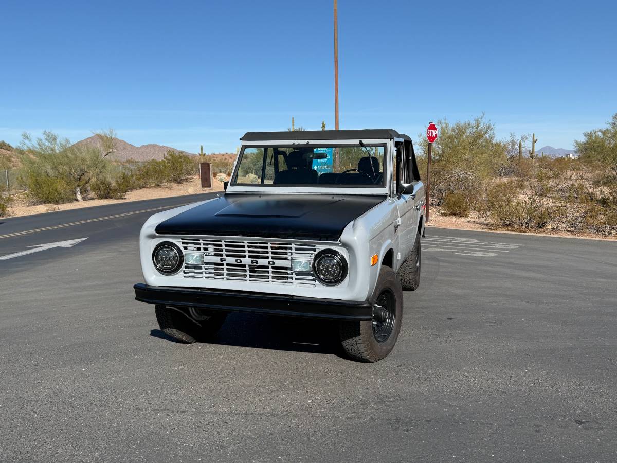 Ford-Bronco-1971-1