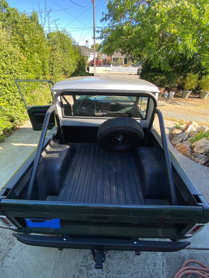 Ford-Bronco-1971-2