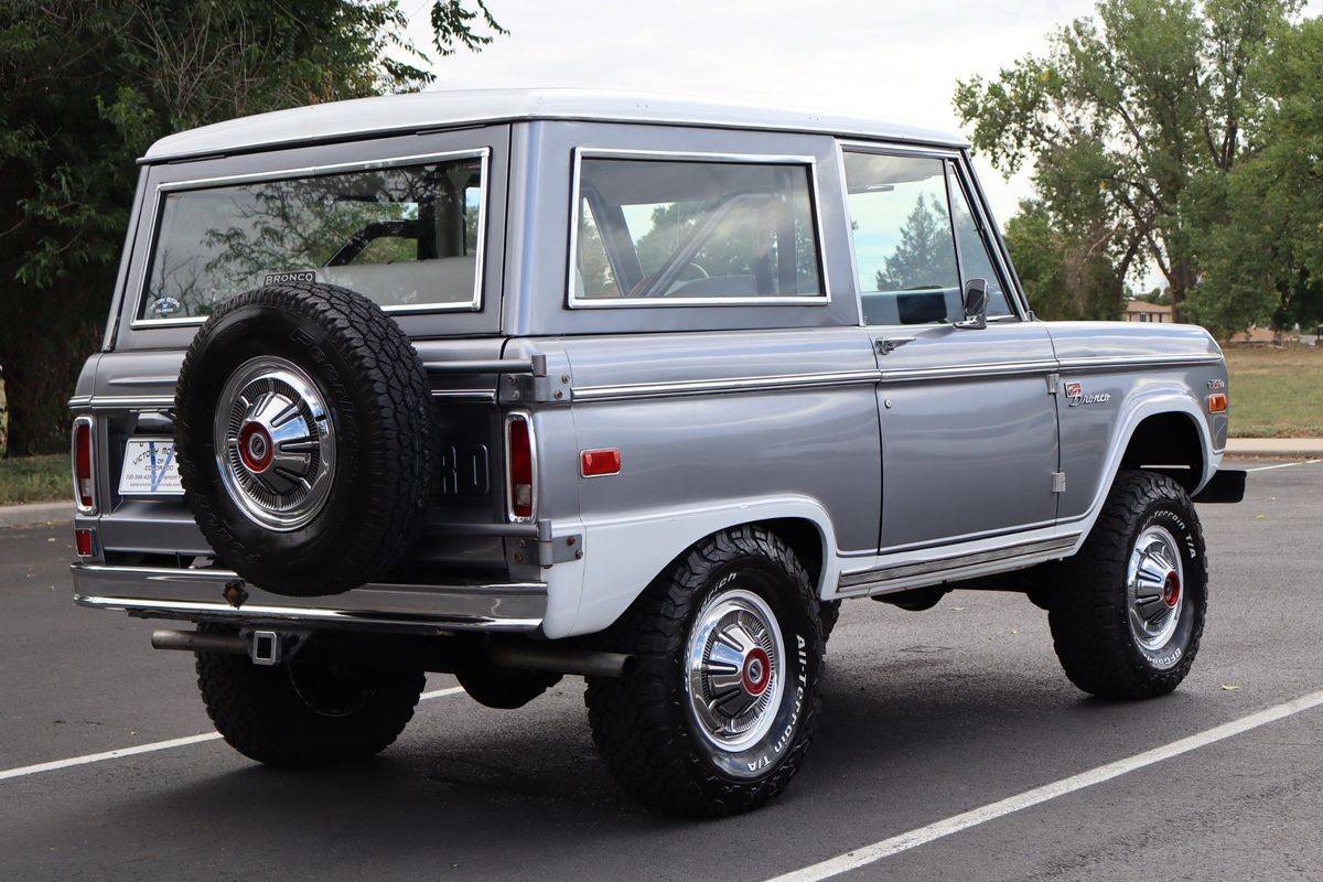 Ford-Bronco-1971-3