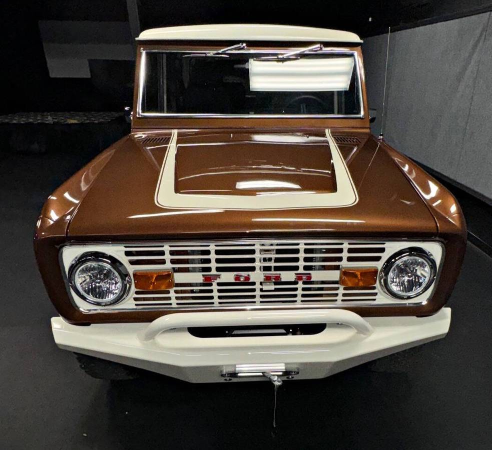 Ford-Bronco-1973-1