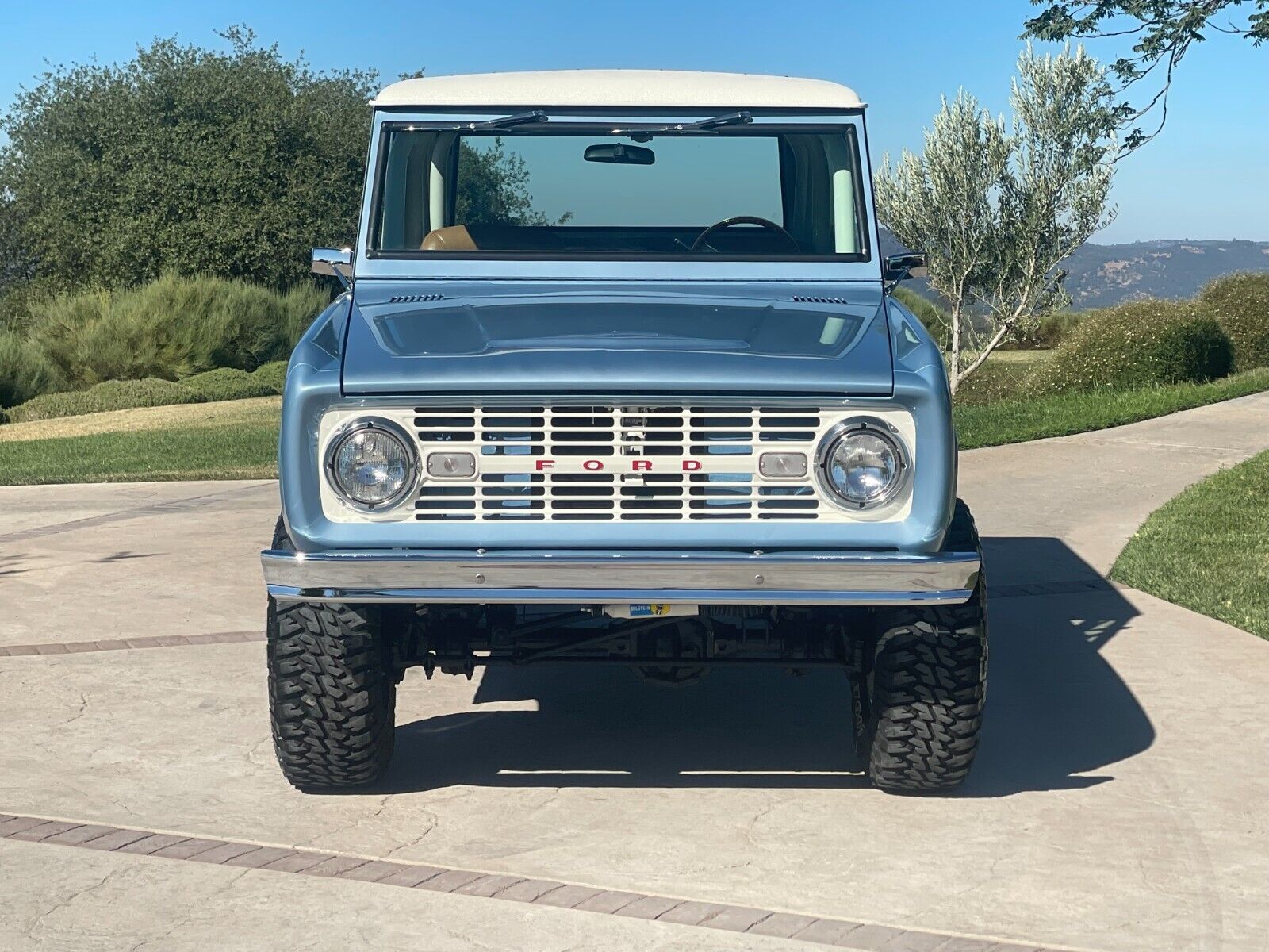 Ford-Bronco-1973-1