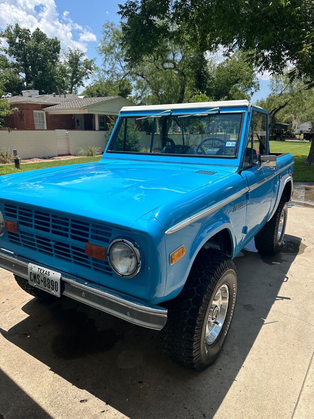 Ford-Bronco-1973-1