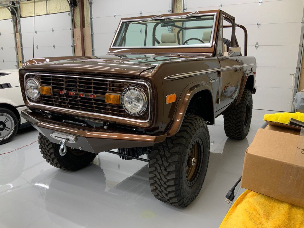 Ford-Bronco-1973-11