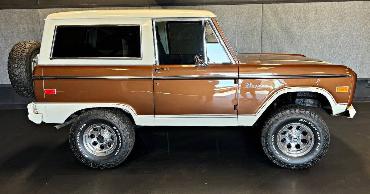 Ford-Bronco-1973-13