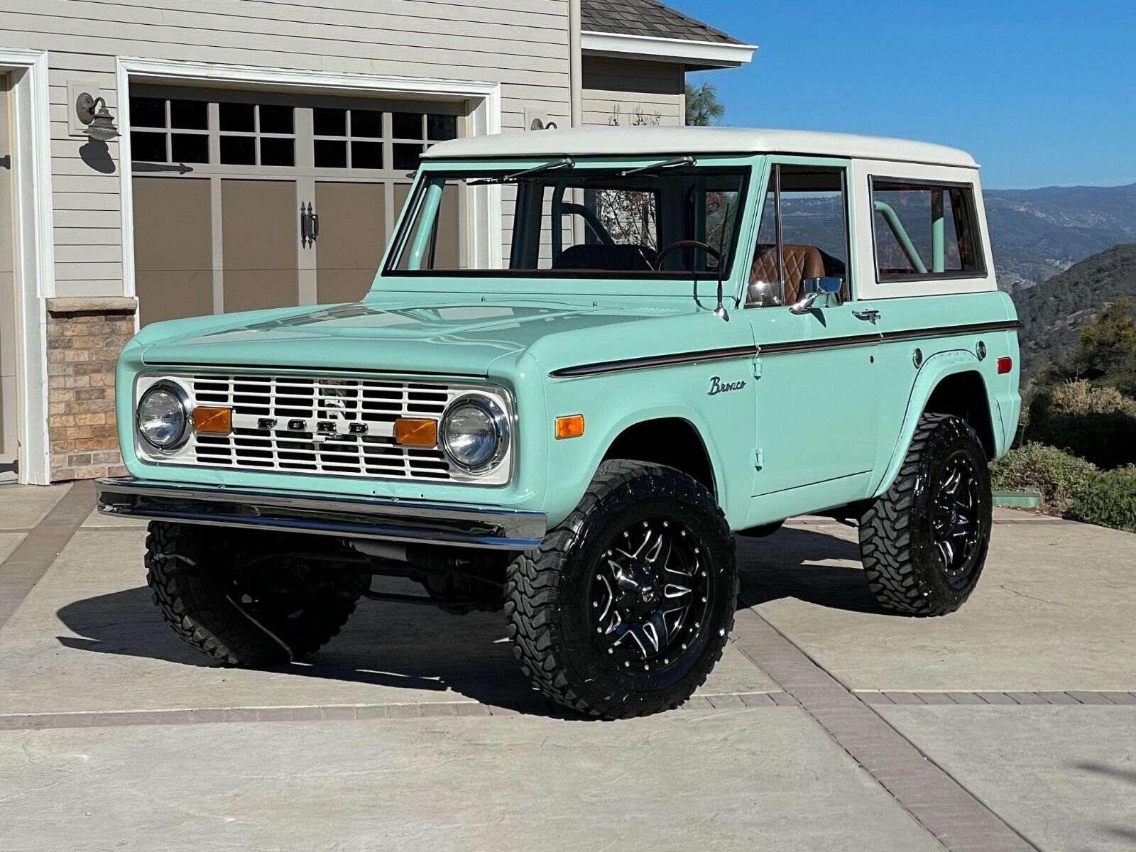 Ford-Bronco-1973-14