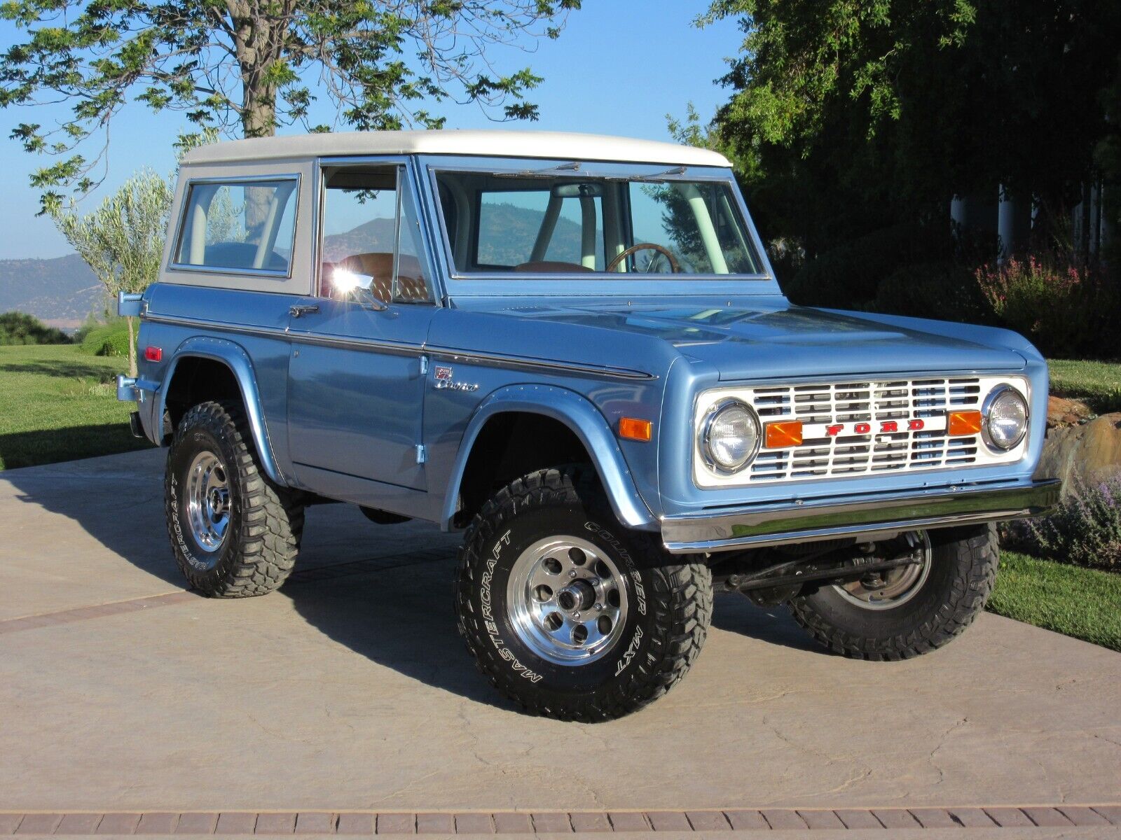 Ford-Bronco-1973-15