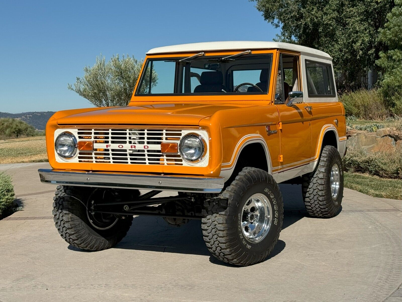 Ford-Bronco-1973-5