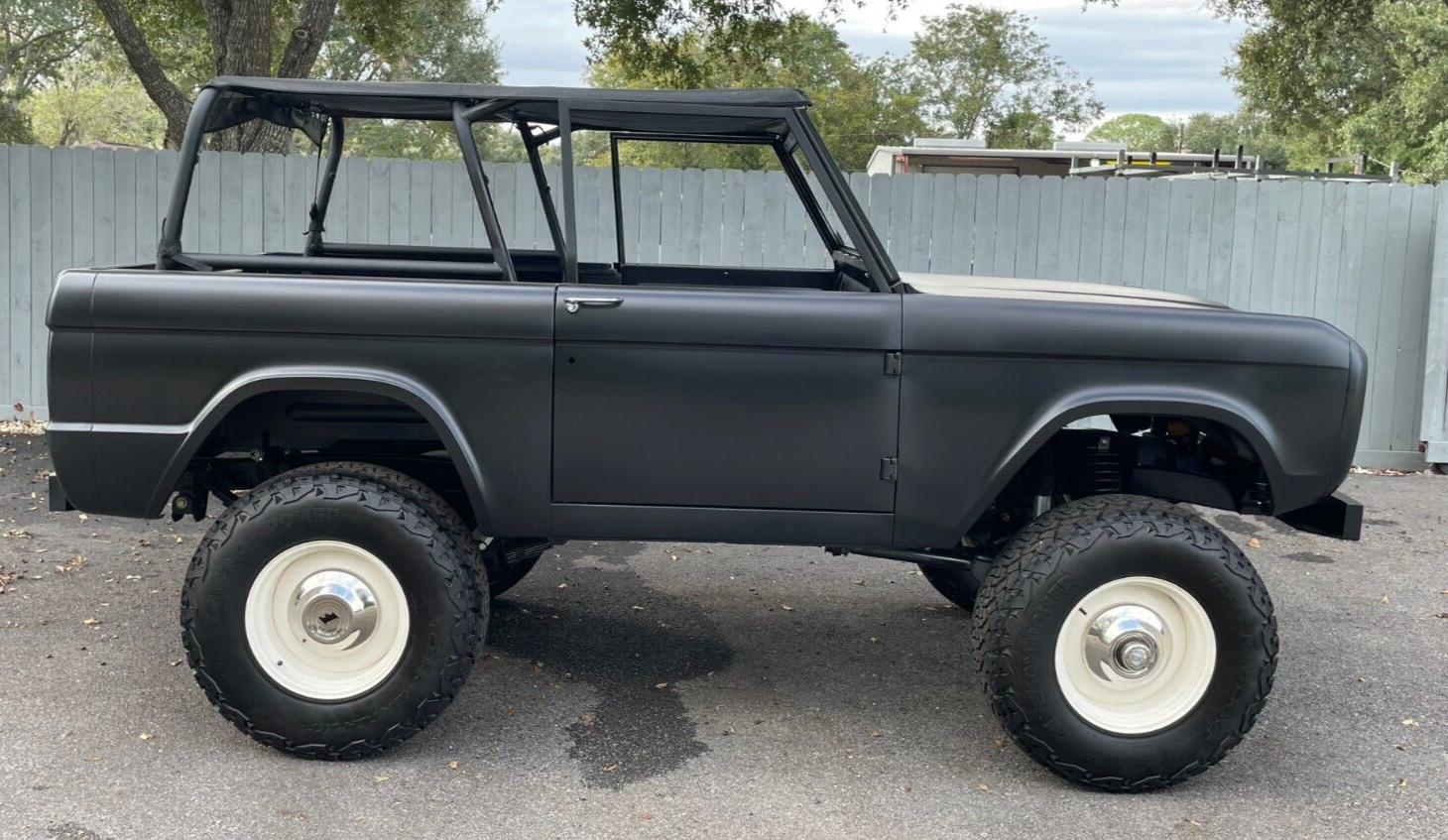 Ford-Bronco-1973-5