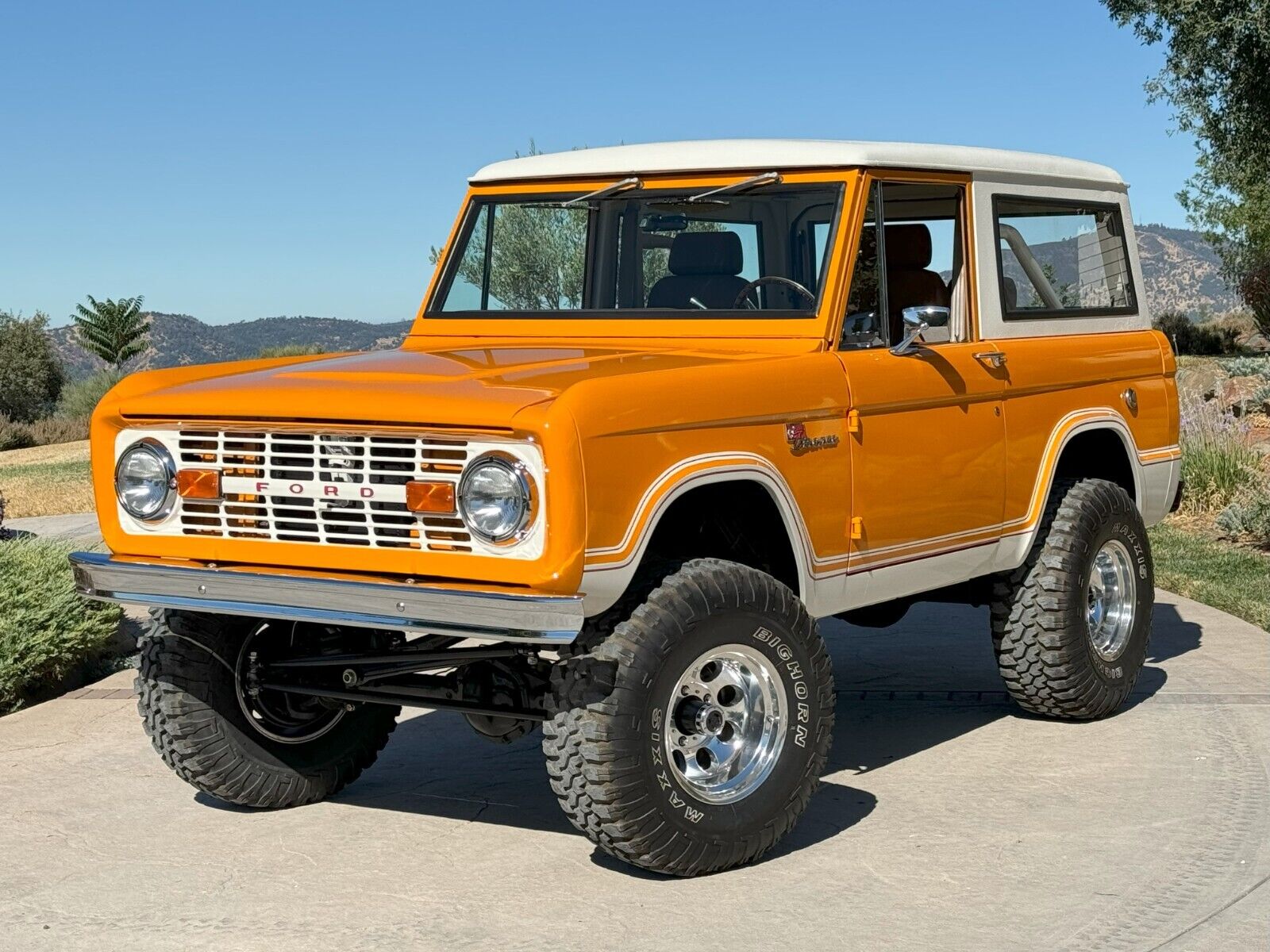 Ford-Bronco-1973-7