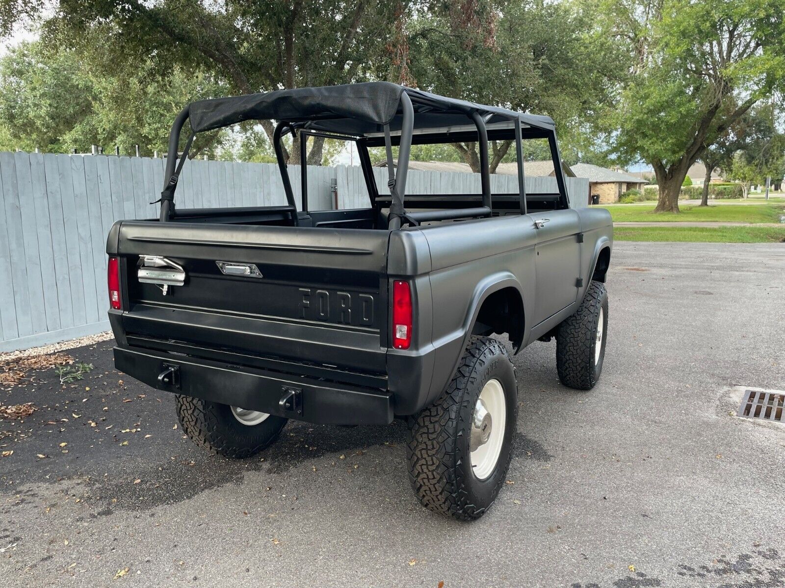 Ford-Bronco-1973-7