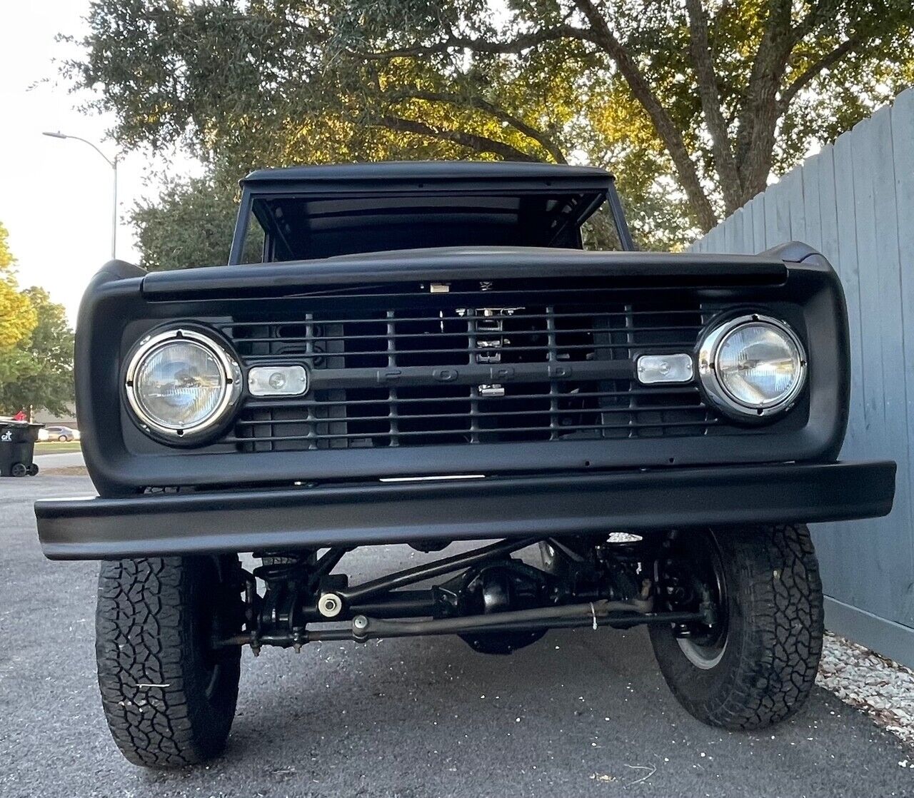 Ford-Bronco-1974-1