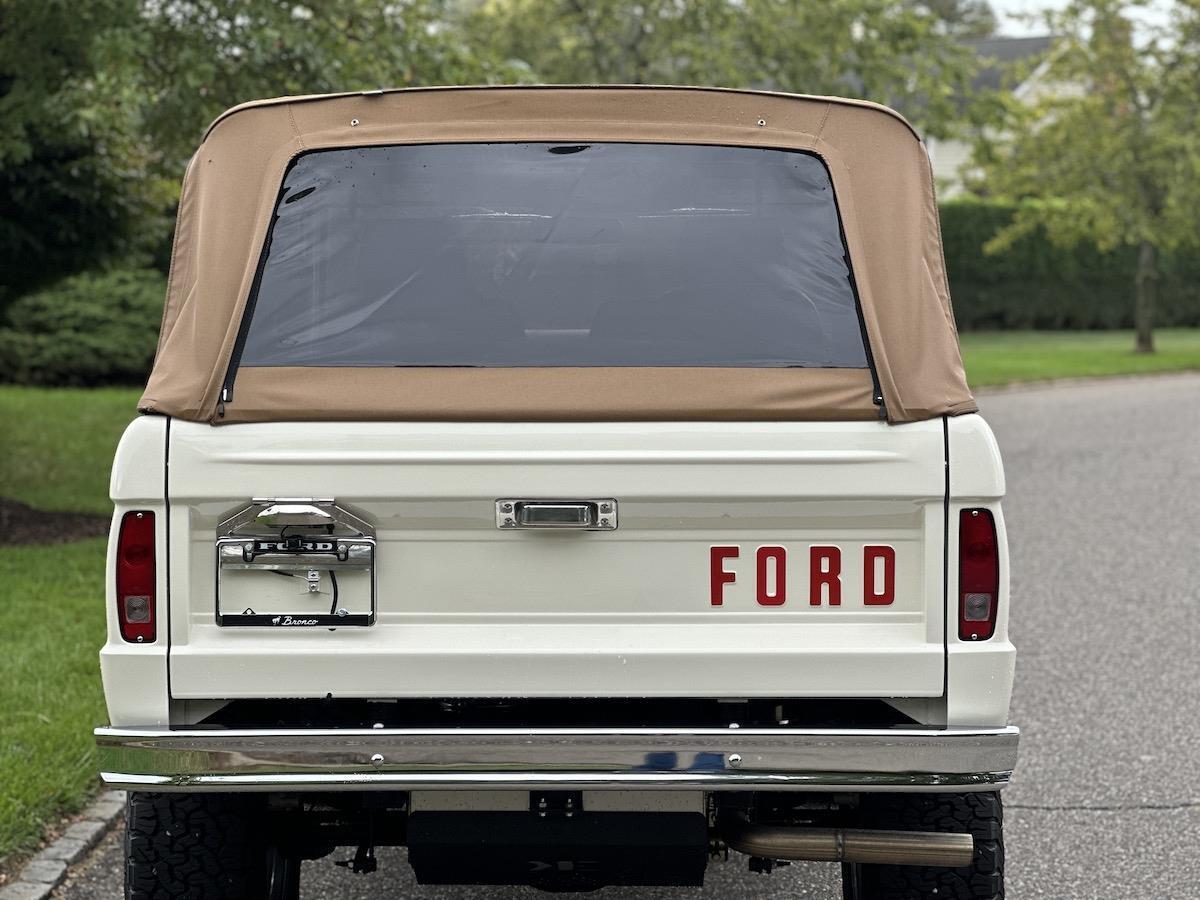 Ford-Bronco-1974-11