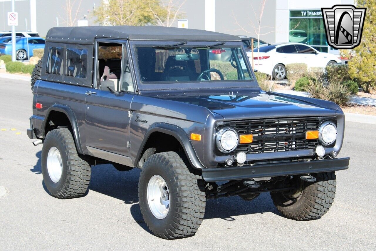 Ford-Bronco-1974-11