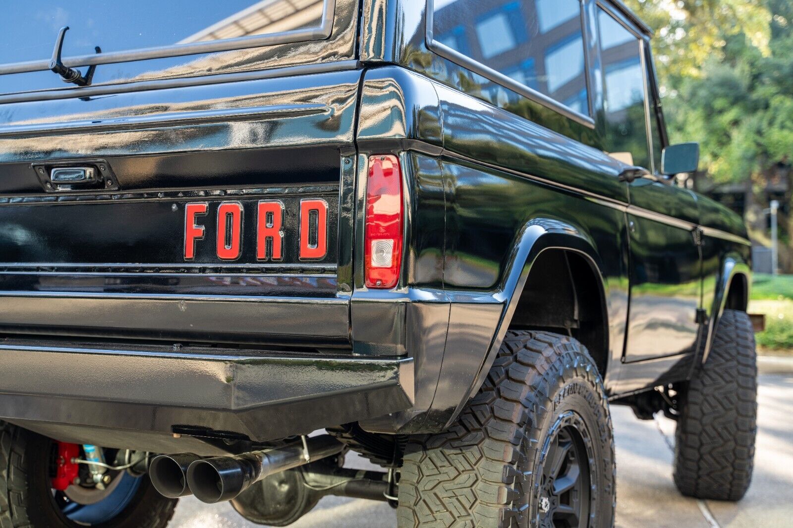 Ford-Bronco-1974-14