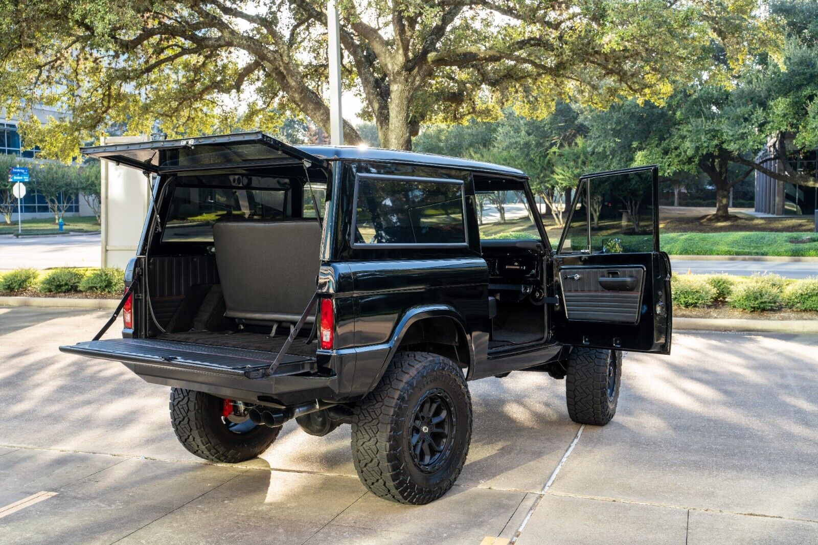 Ford-Bronco-1974-16