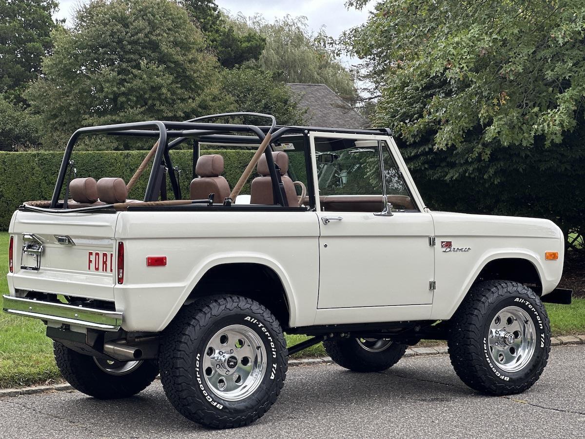 Ford-Bronco-1974-17