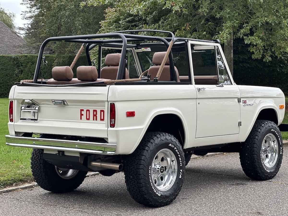 Ford-Bronco-1974-18