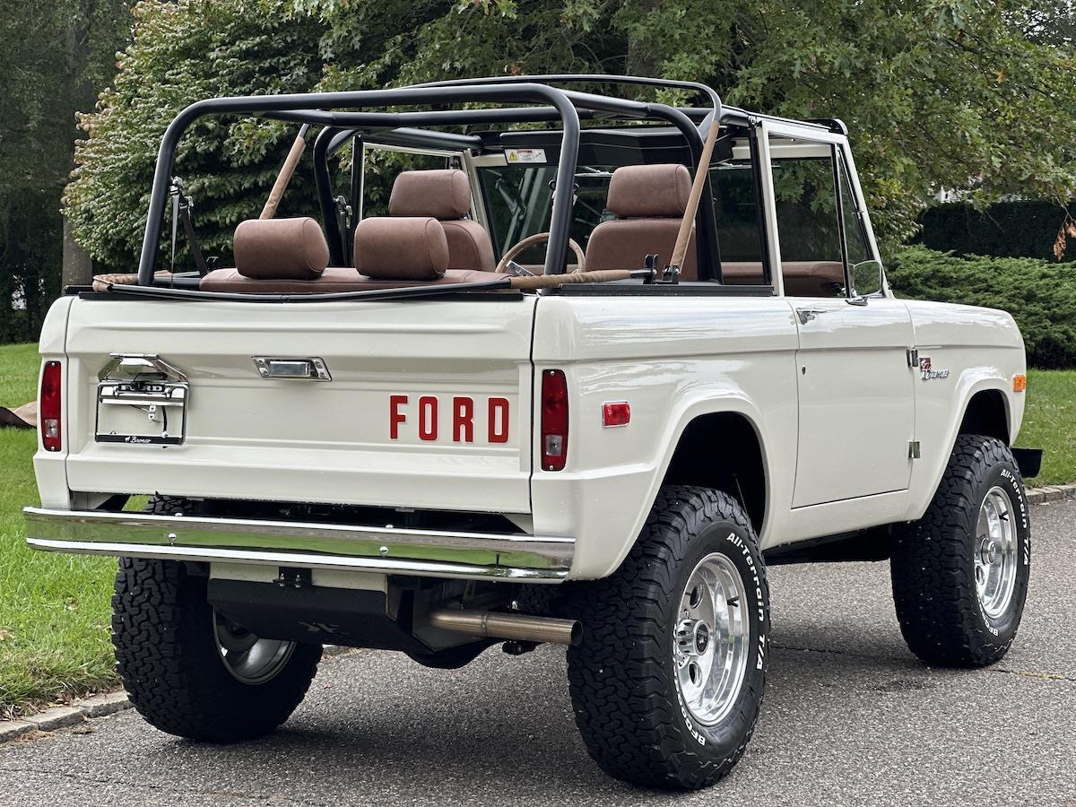 Ford-Bronco-1974-19