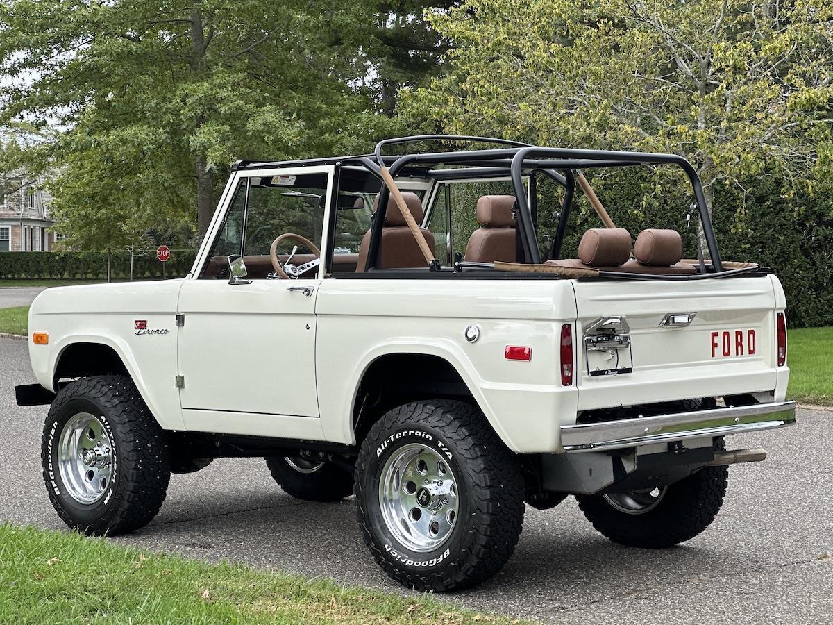 Ford-Bronco-1974-22