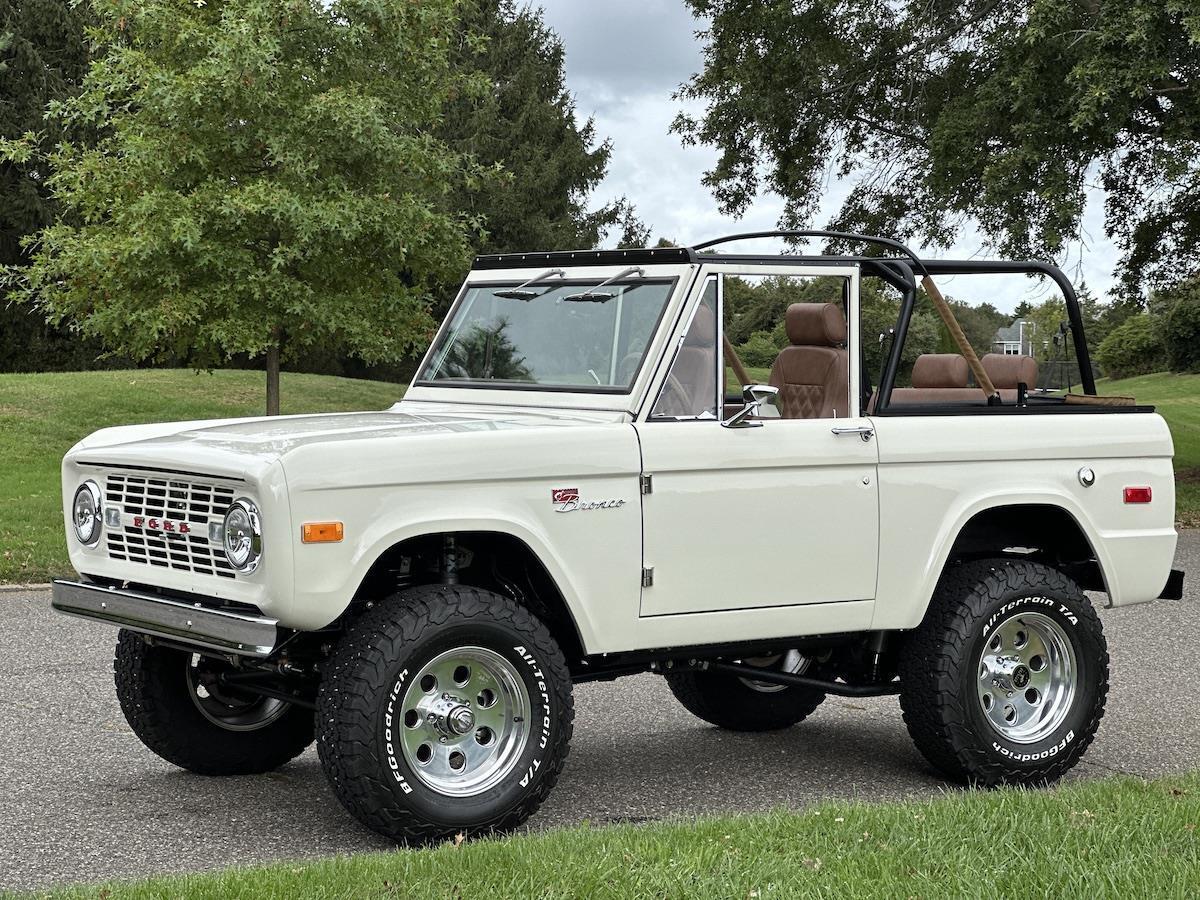 Ford-Bronco-1974-24