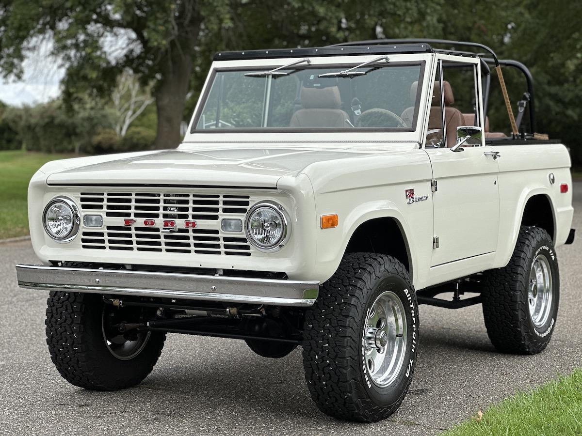 Ford-Bronco-1974-26