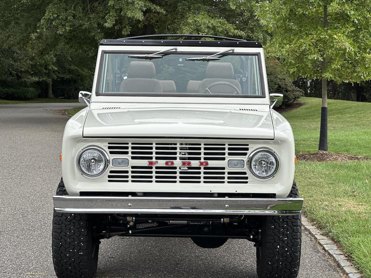 Ford-Bronco-1974-27