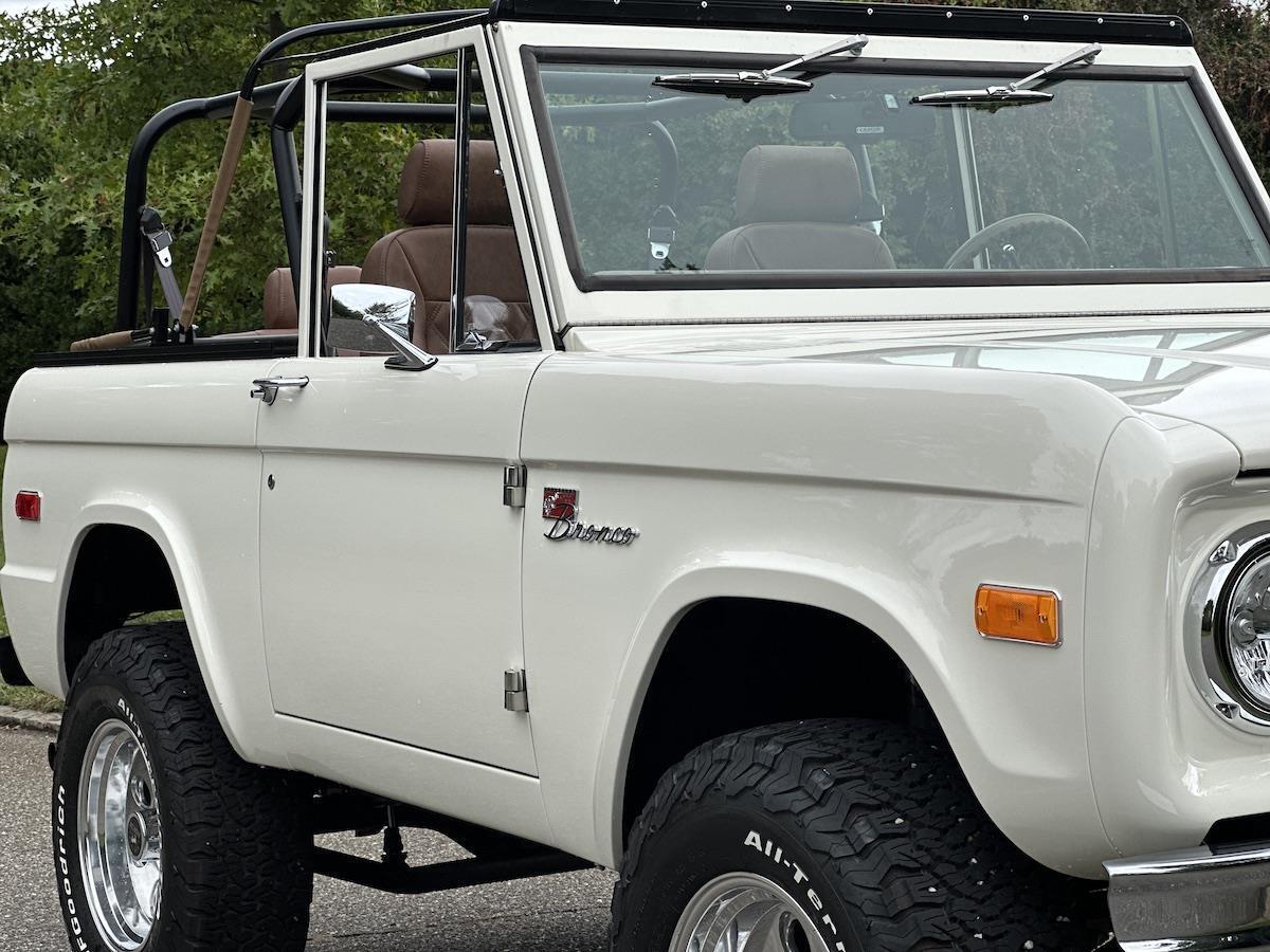 Ford-Bronco-1974-30